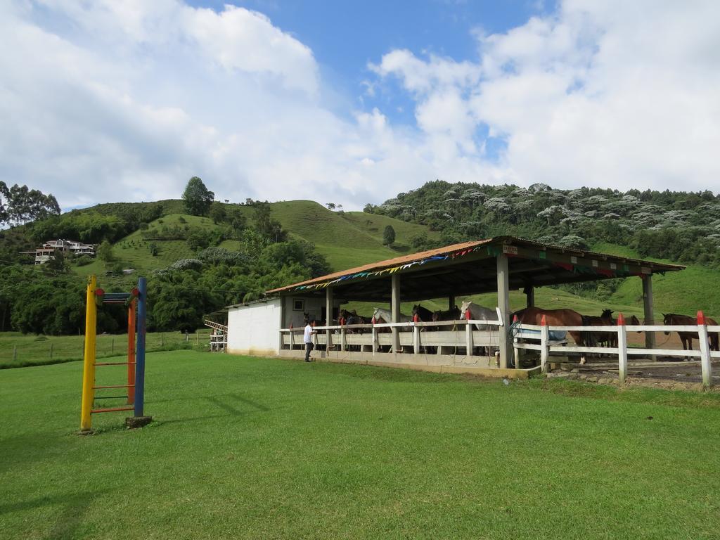 Hotel Finca Recreacional Marcelandia Santa Rosa de Cabal Exterior foto